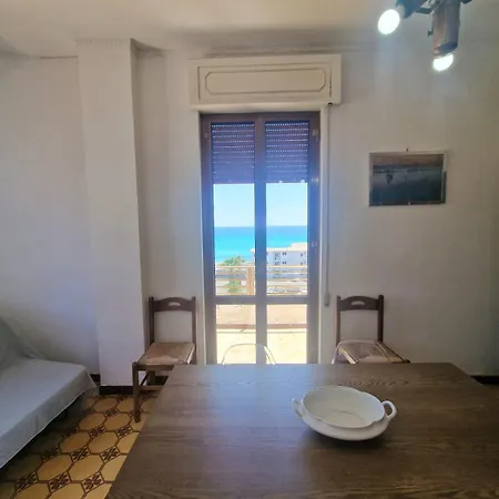 Apartment Mare E Cielo Fronte Mare